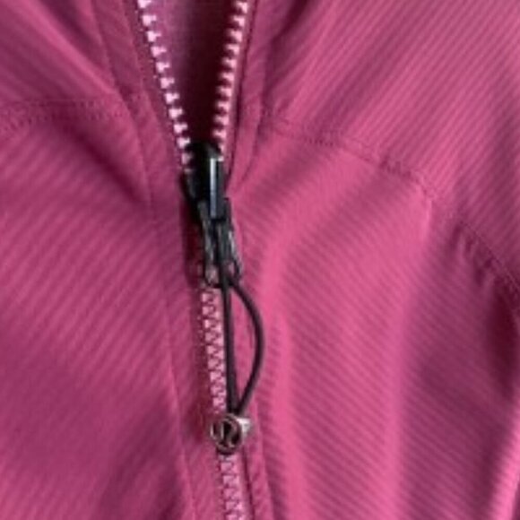 Lululemon In Flux Reversible Jacket 8 - Picture 5 of 7